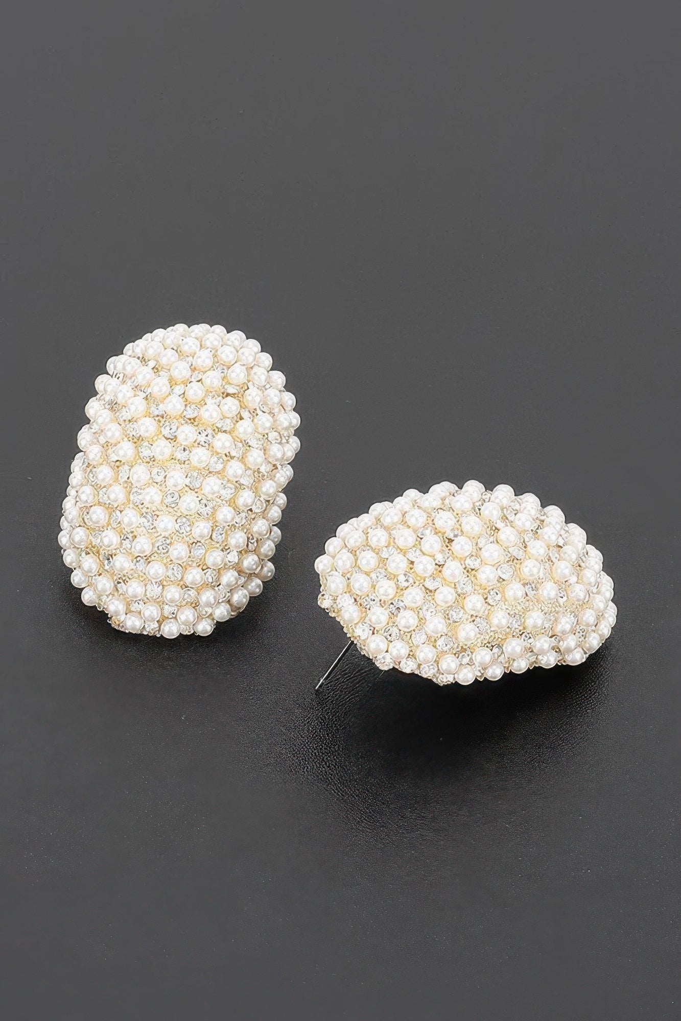 Oval Pearl Rhinestones Stud Earrings