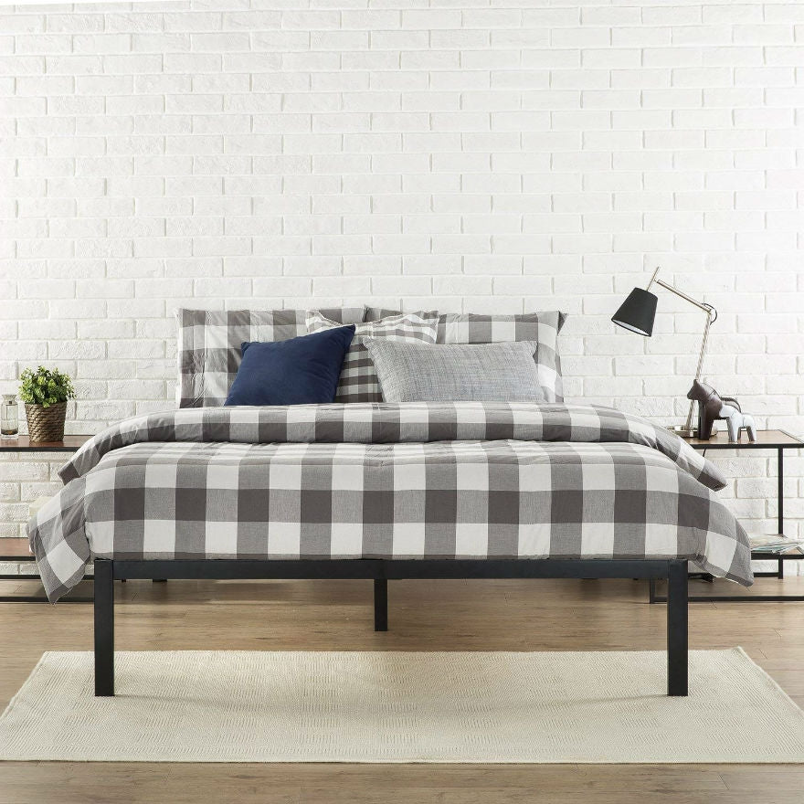Base de cama de plataforma moderna de metal negro de tamaño completo con listones de madera