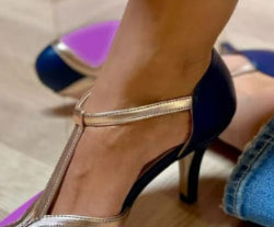 Round-Toe High-Heel