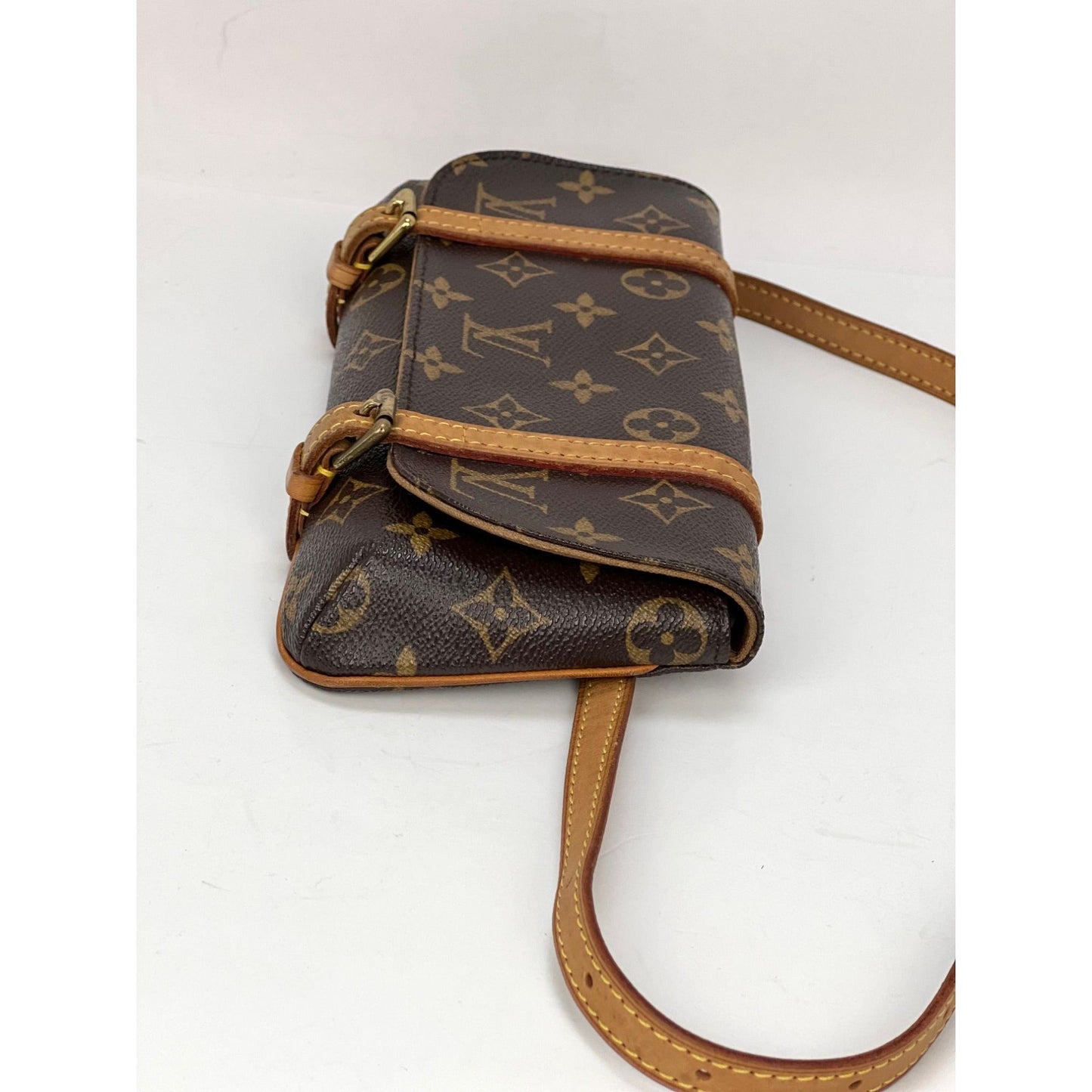 LOUIS VUITTON Riñonera Pochette Marelle PM Monogram