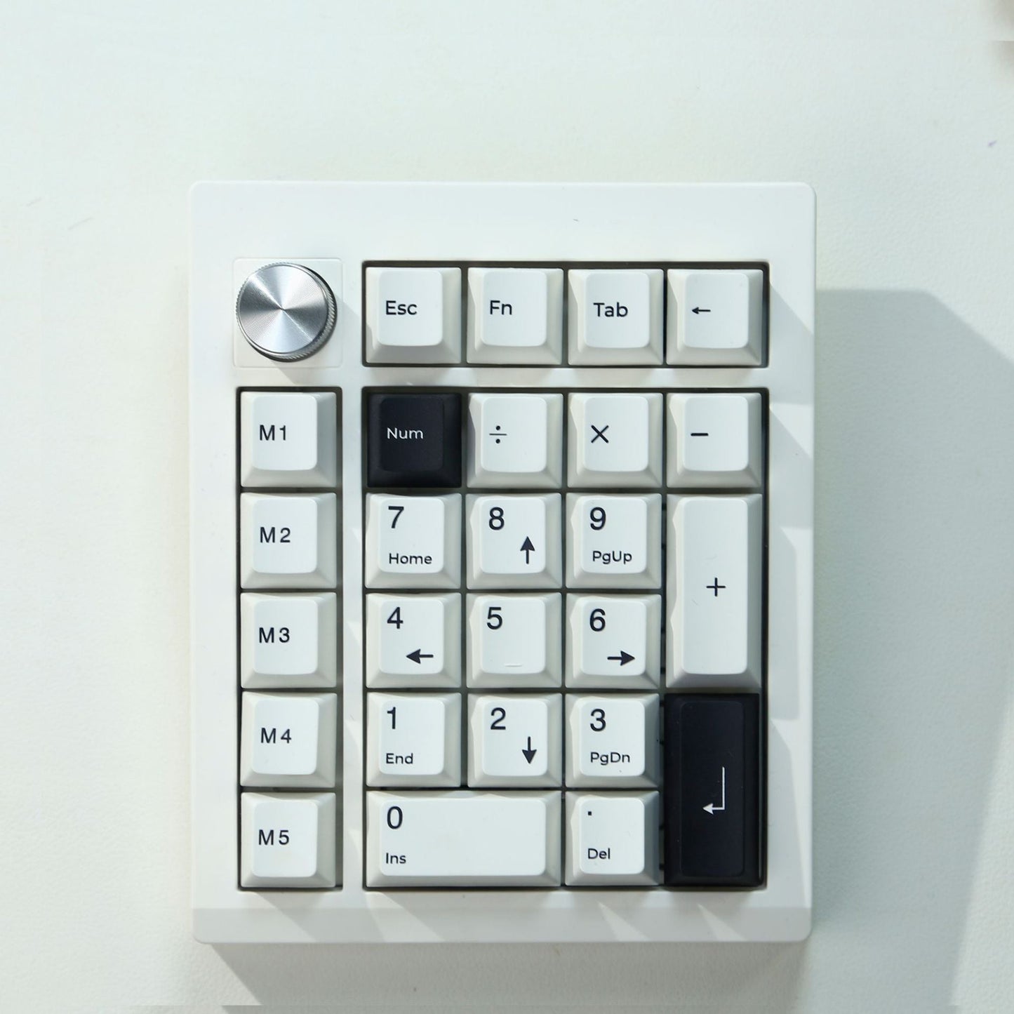 Three-model Wireless Mechanical Digital Bluetooth Keyboard