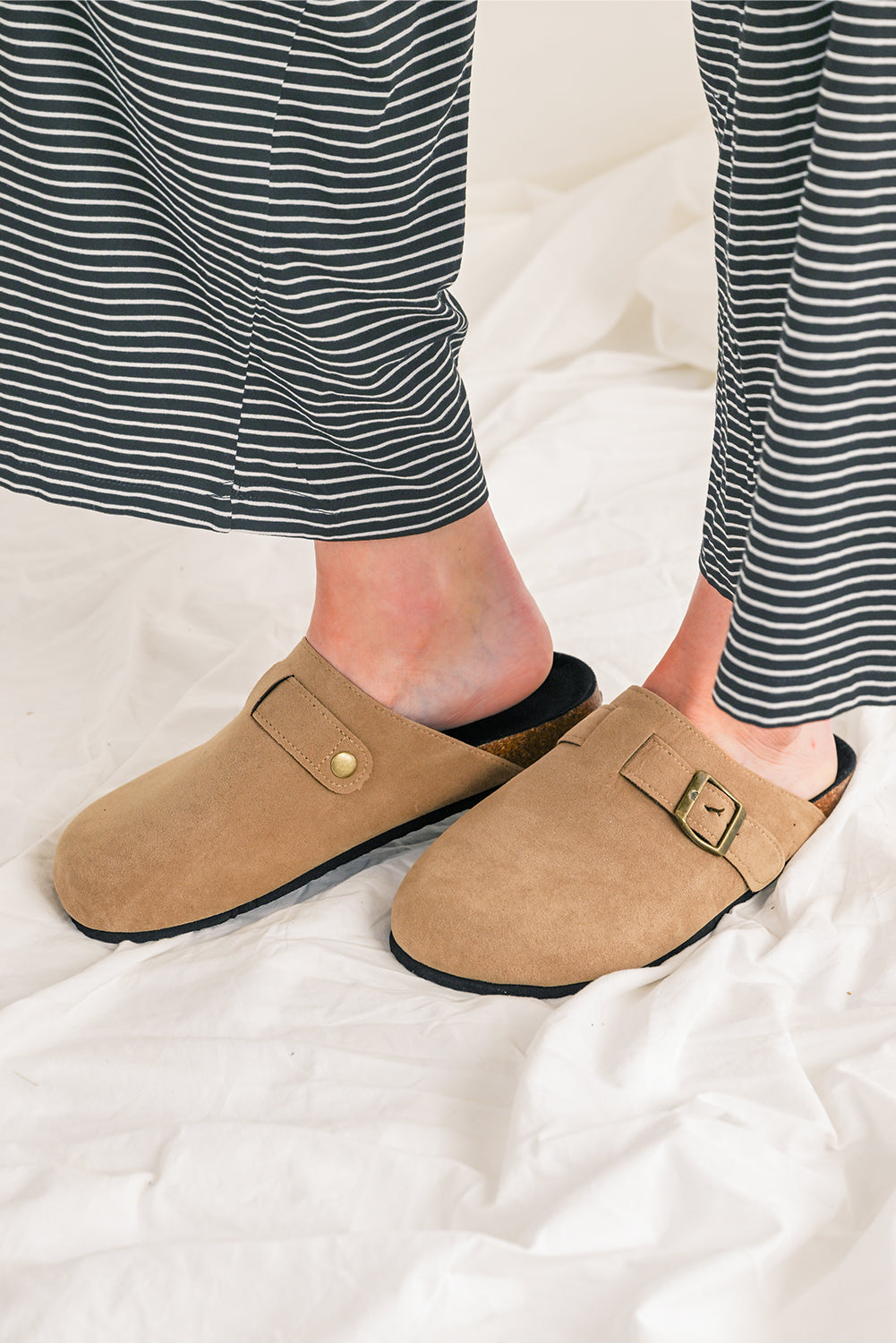 Zapatos de plataforma sin cordones color beige francés claro Corky