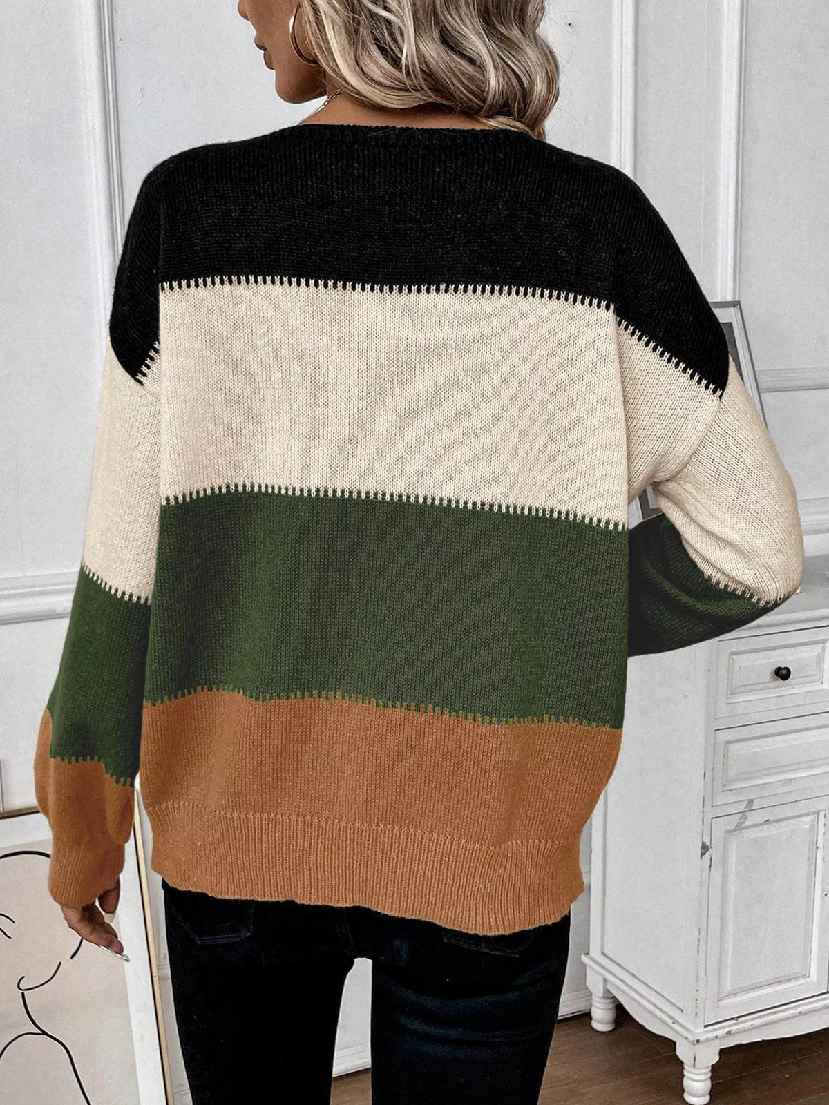 Color Block Round Neck Knit Sweater