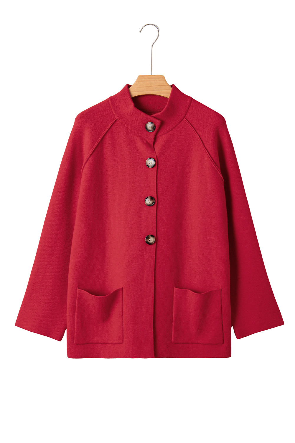 Chaqueta suelta con cuello simulado y color rojo fuego