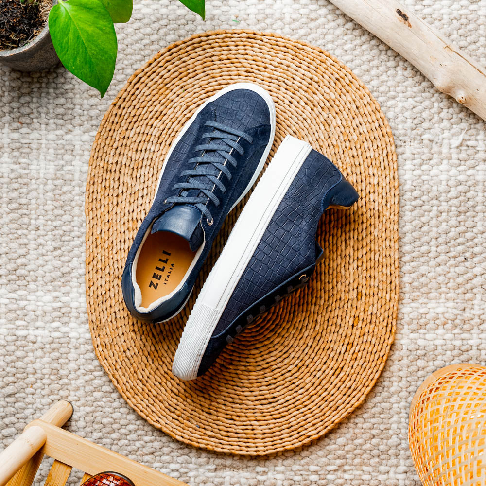 66-266-NVY Zapatillas de piel de cabra italiana con relieve de cocodrilo KOBE azul marino