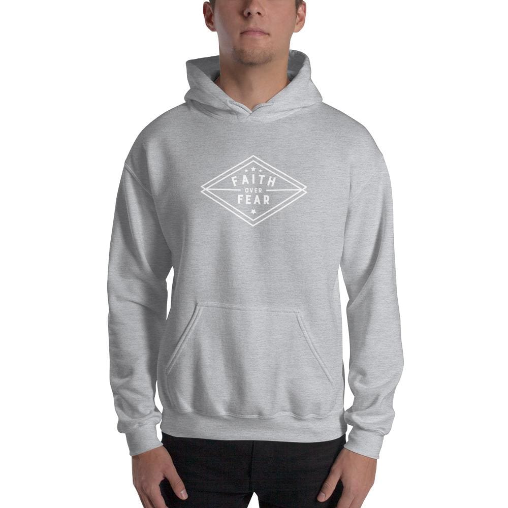 Sudadera con capucha cristiana de hombre "Fe sobre el miedo" con diamantes