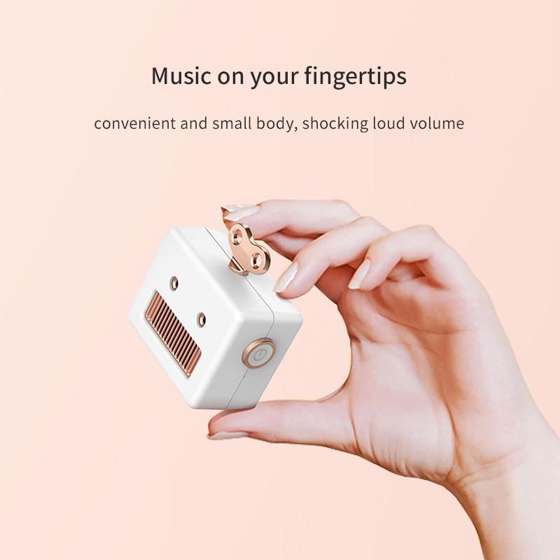 Robot Head Bluetooth Speaker