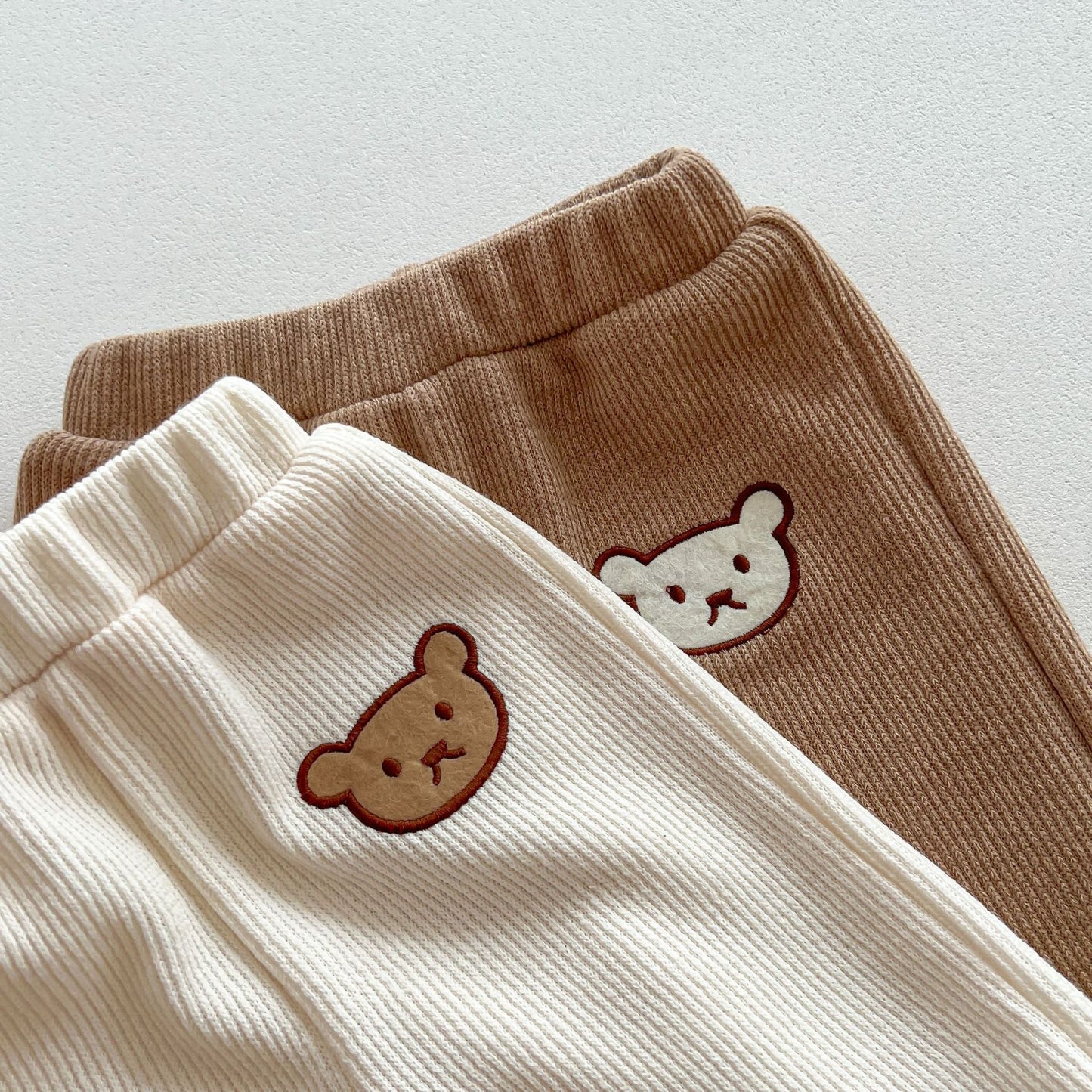 Conjunto de pantalón y camiseta de manga larga con cabeza de oso para bebé
