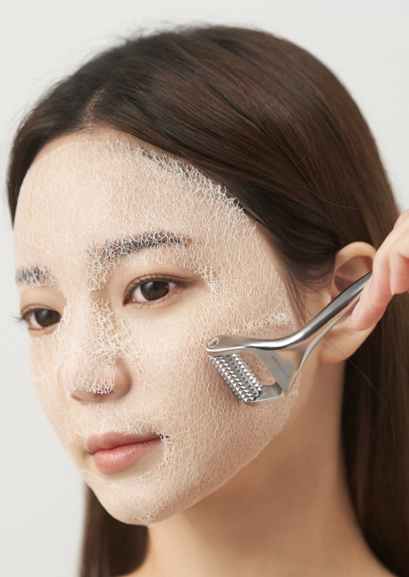 MEDITHERAPY Wrinkle-Fit Needle Face Roller 110.5g