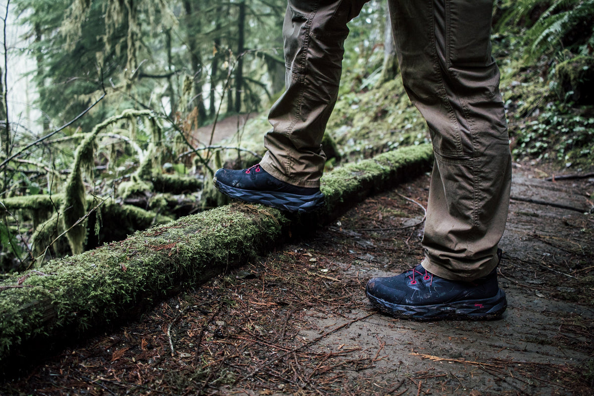 ROCKROOSTER Farmington Botas de senderismo impermeables negras de 6 pulgadas con suela VIBRAM® OC21034