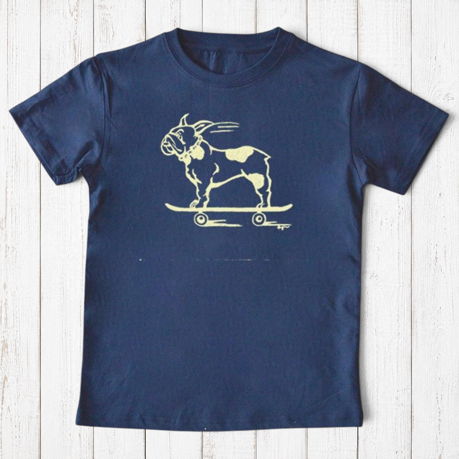 Camiseta de Bulldog Francés en Patineta para Niños