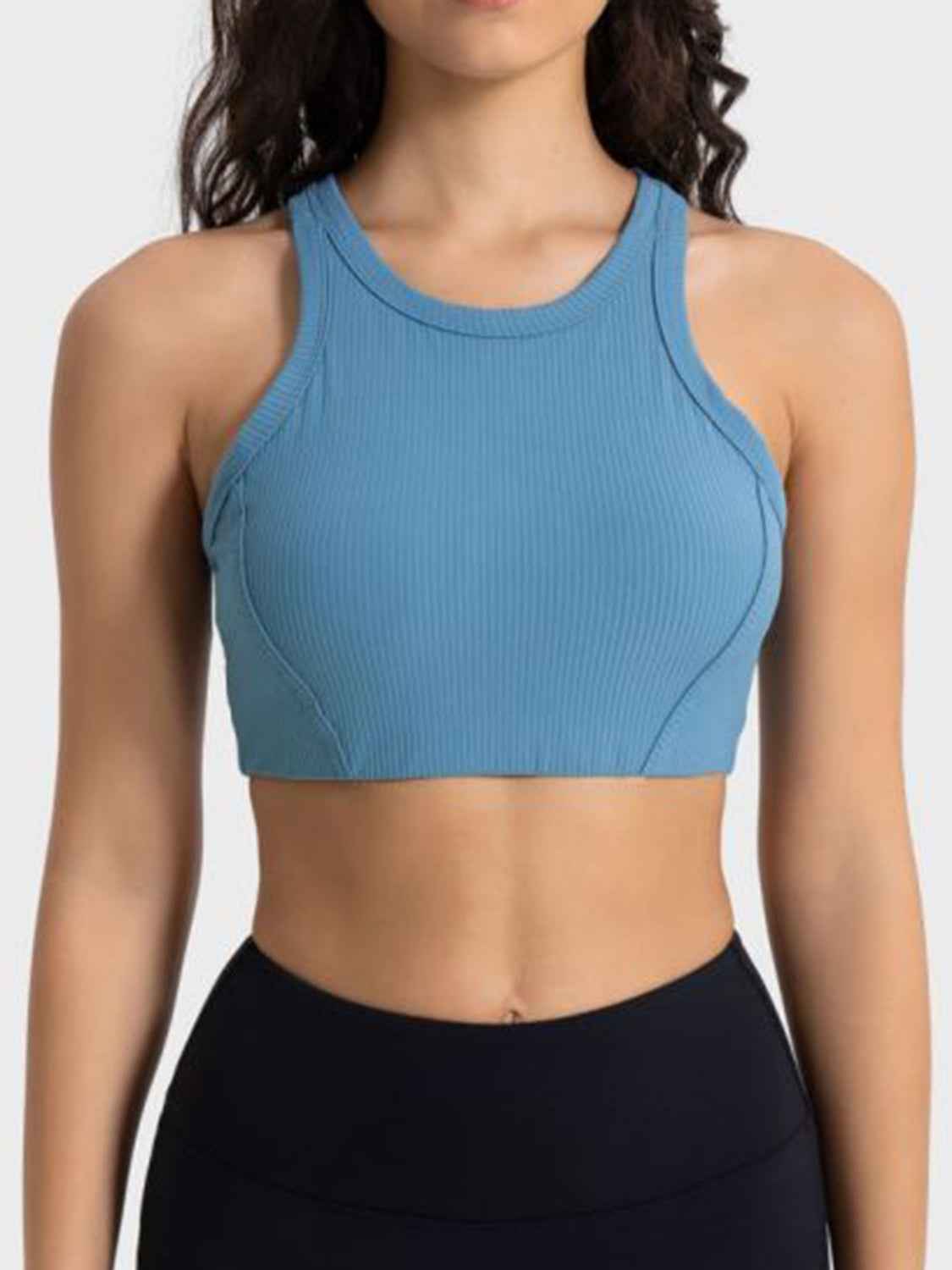 Top deportivo corto con tirantes anchos Millennia