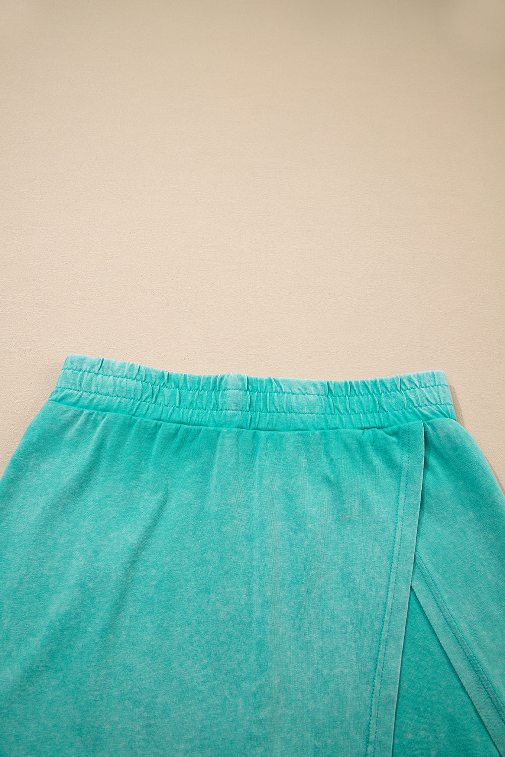 Conjunto de 2 piezas de top de tirantes y falda con abertura de algodón con lavado mineral en verde menta