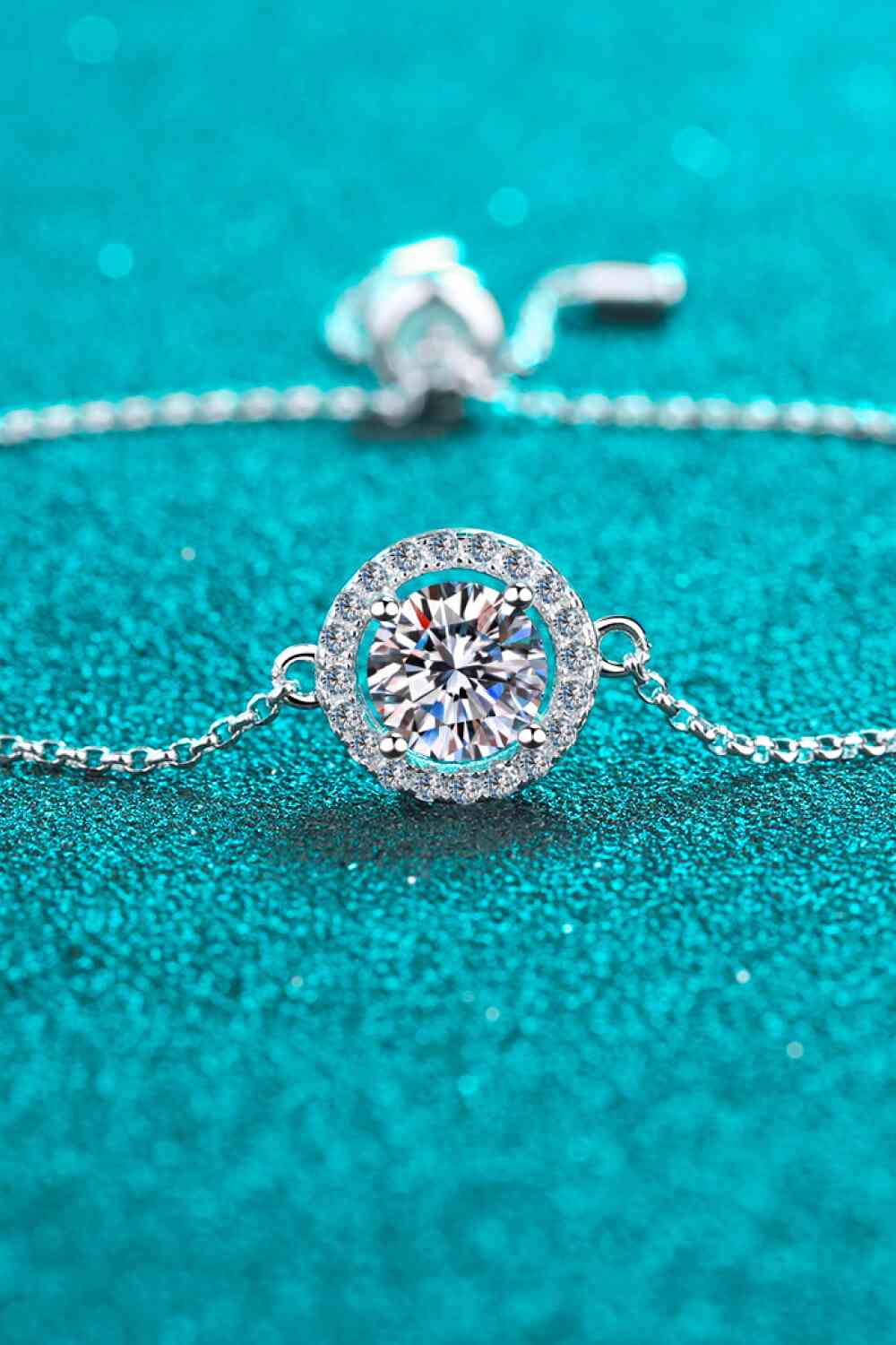 Pulsera de moissanita de 1 quilate "Adored All For Fun" – Elegante diseño de plata de ley 925