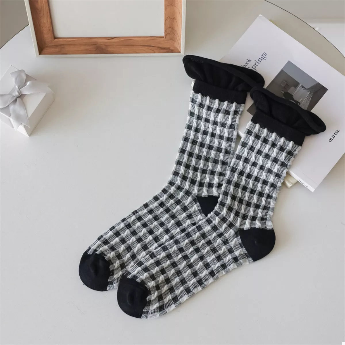 Two-Tone Cotton Knit Crew Socks