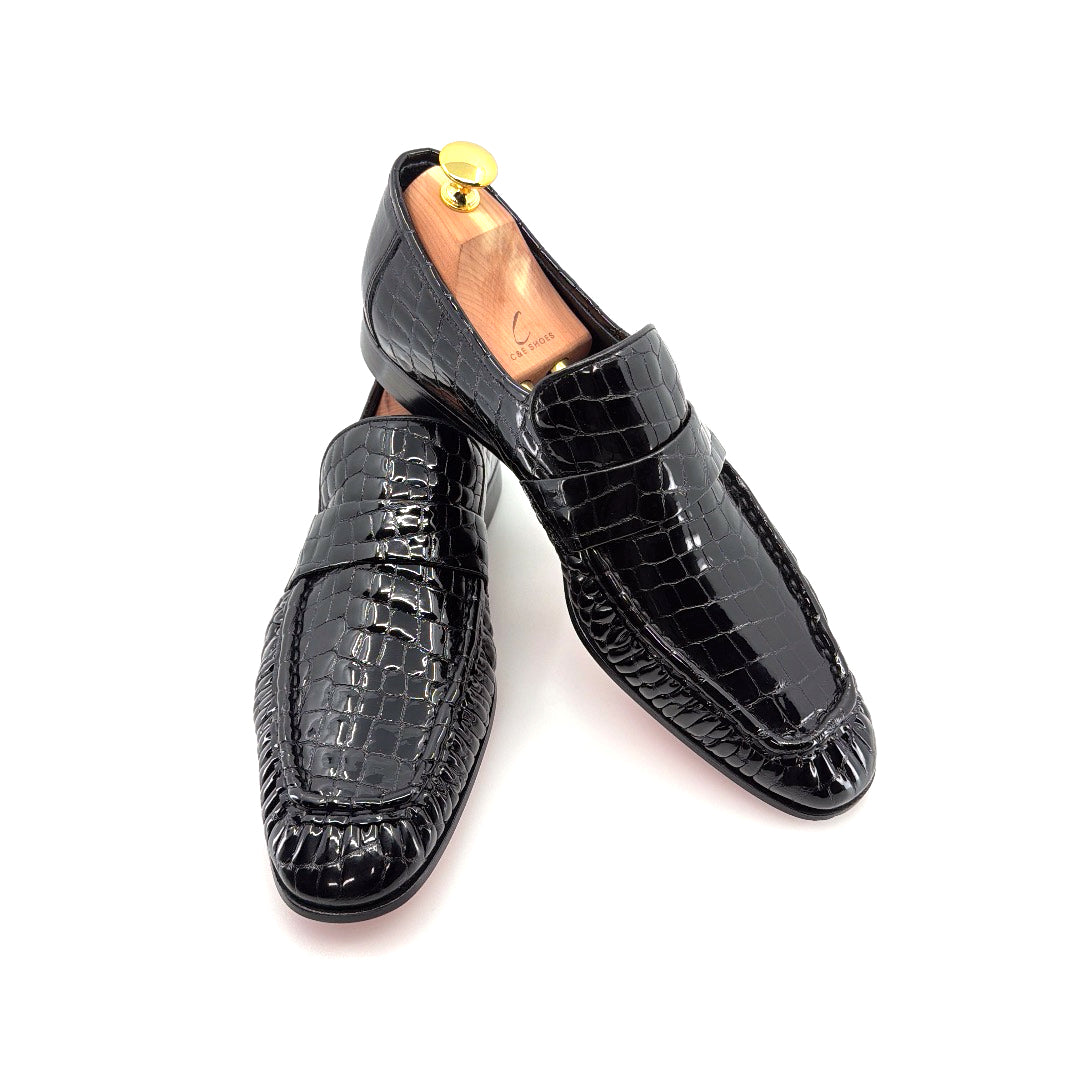 C Collection Croco Embossed Leather Loafer - Black