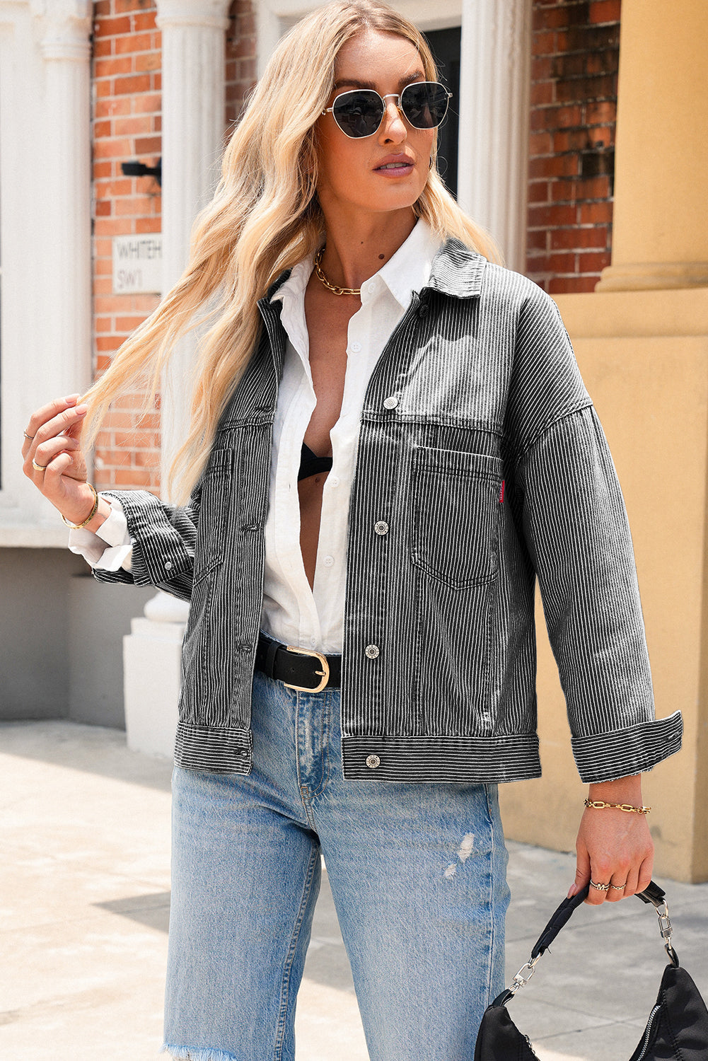 Chaqueta vaquera oversize con bolsillo, lavada a la piedra, a rayas azules