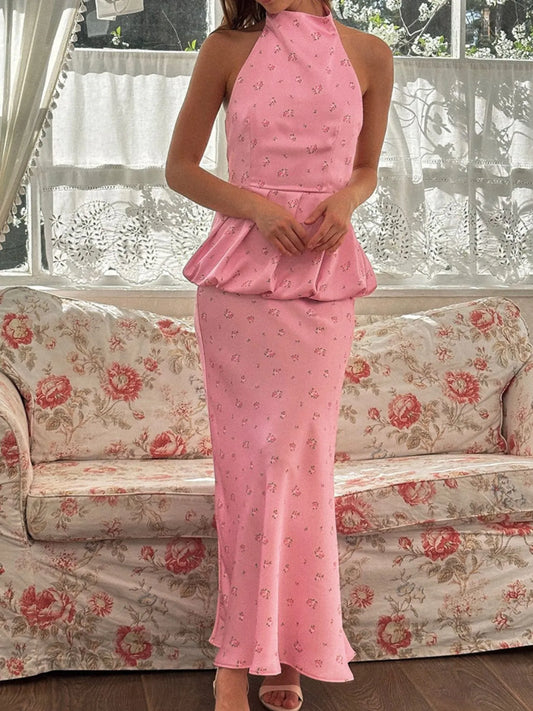 Conjunto de top lencero y falda con estampado floral. Consulta la guía de tallas en "más detalles".