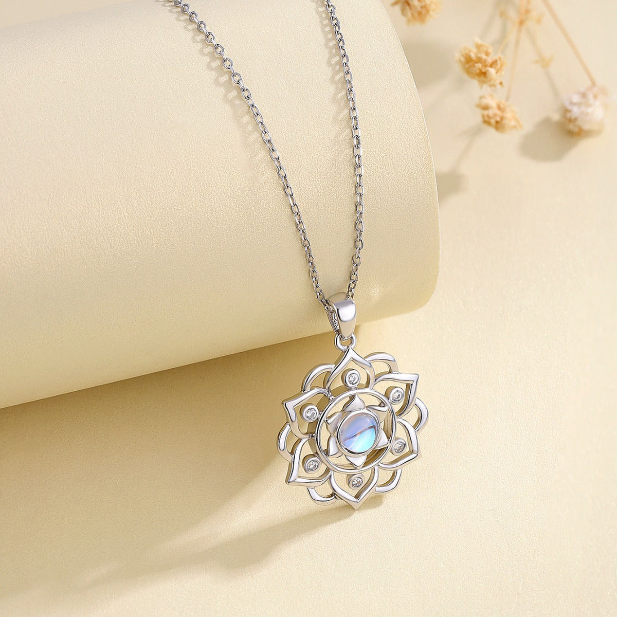 S925 Lotus Pendant Clavicle Chain