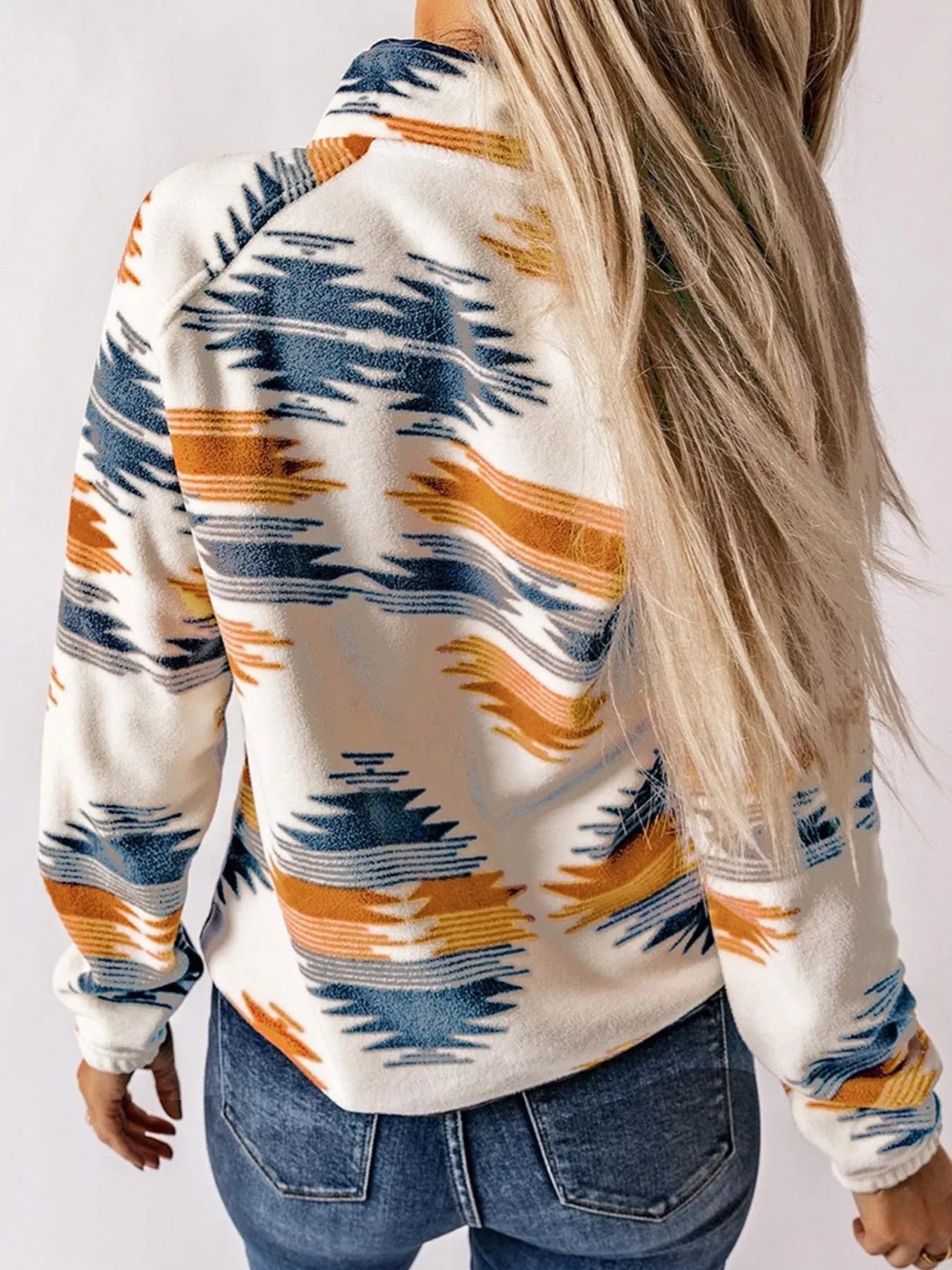 Chaqueta acolchada con diseño geométrico