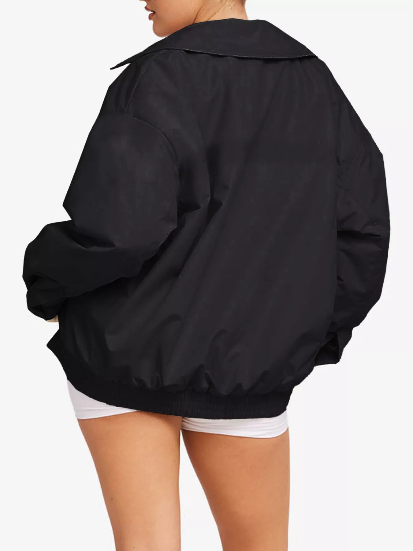 Chaqueta ligera con cremallera y corte holgado