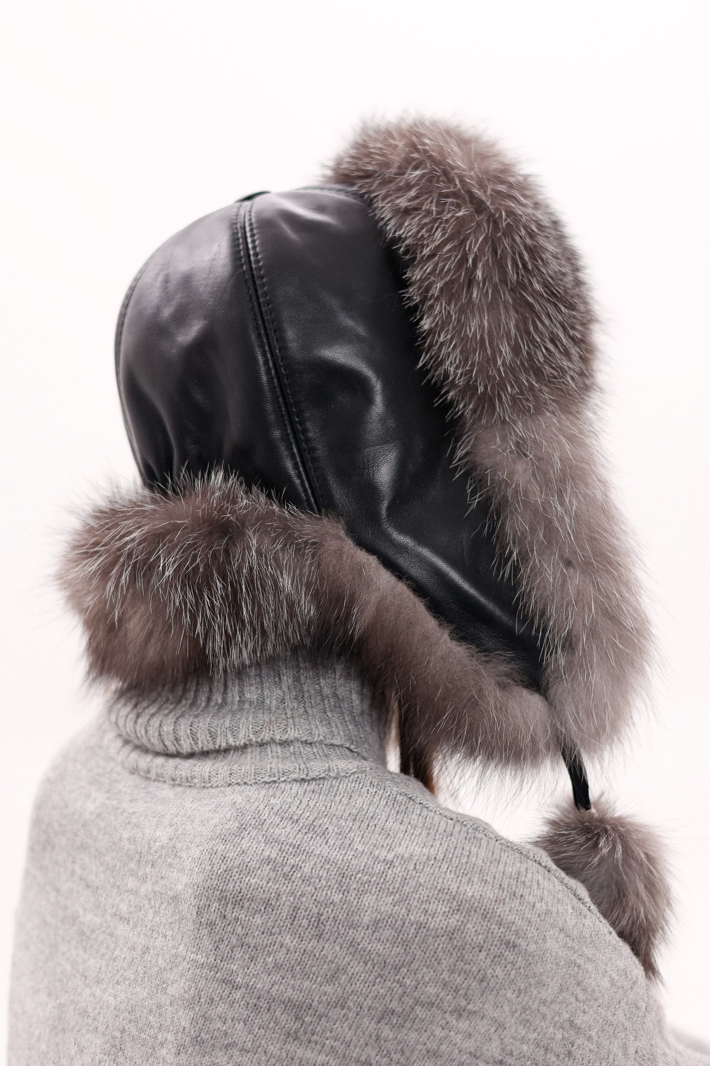 Gorro de piel de zorro plateado auténtica y cuero genuino