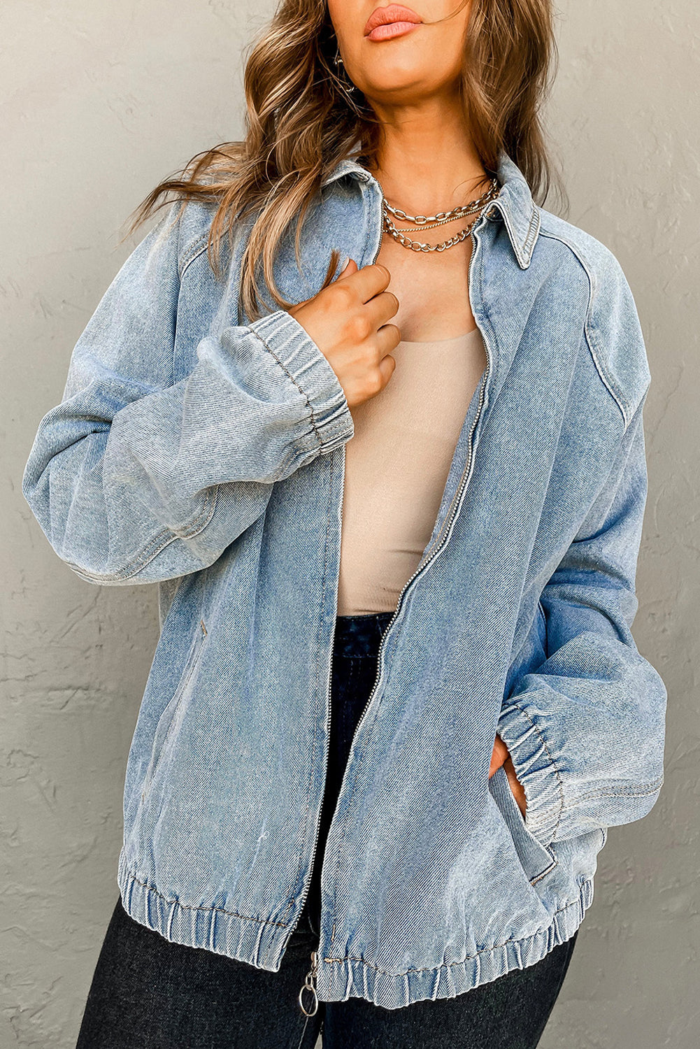 Chaqueta vaquera con cremallera, cuello y bajo elástico Myosotis
