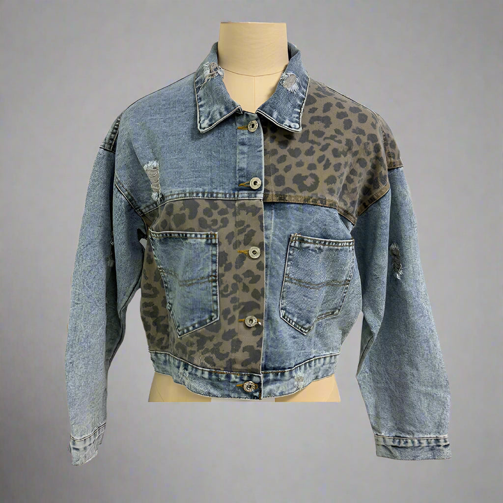 Chaqueta vaquera corta desgastada para mujer