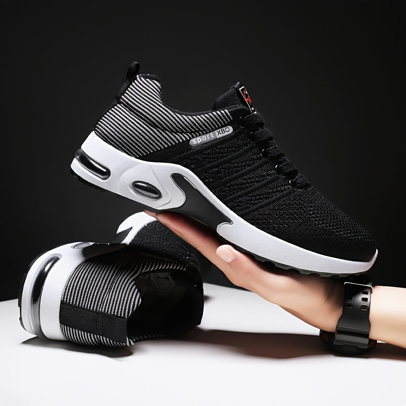 Zapatillas deportivas ligeras azules, blancas y rojas para aventuras