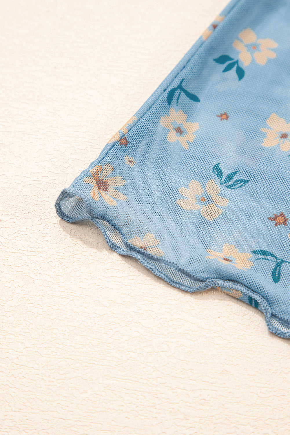 Top de manga larga de malla estilo sureño con estampado floral vintage azul cielo