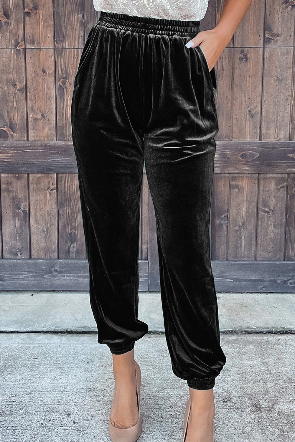 Women's Black Vintage Pocket Velvet Jogger Pants