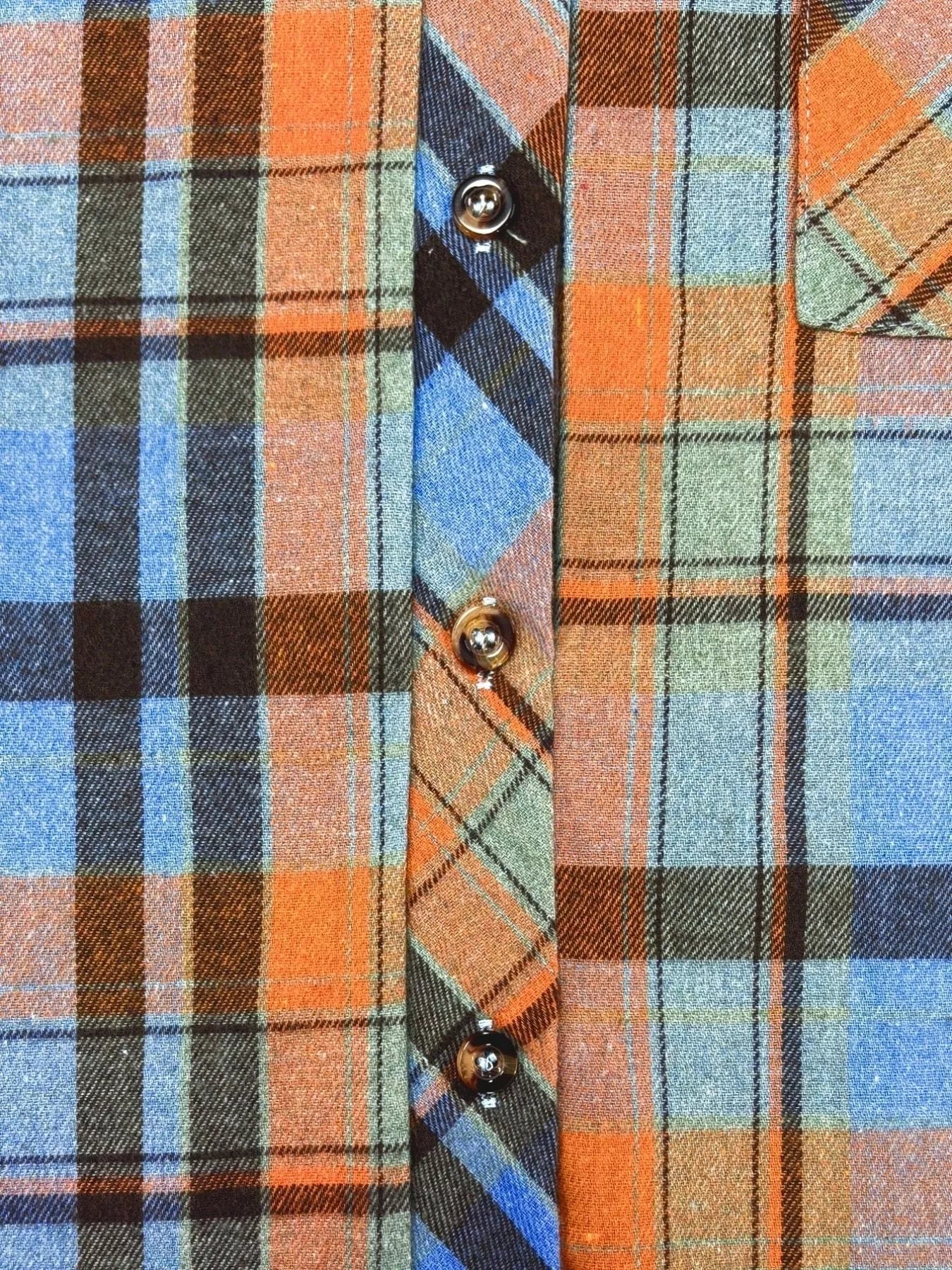 Plaid Button-Up Long Sleeve Shirt