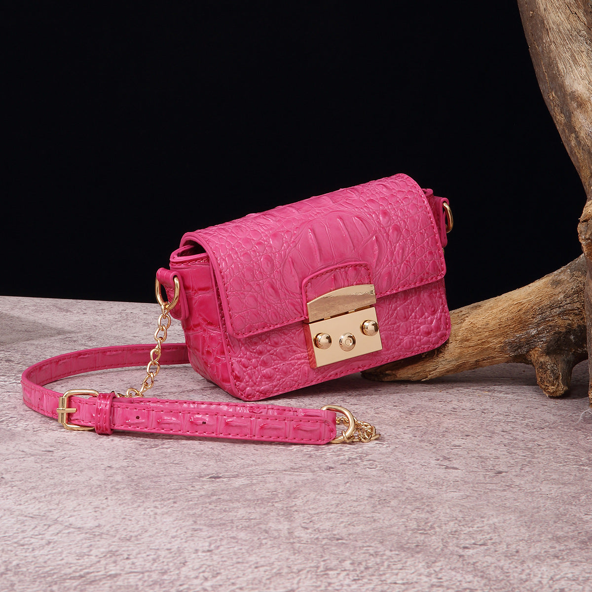 Women's Retro Crocodile-Embossed Crossbody Bag