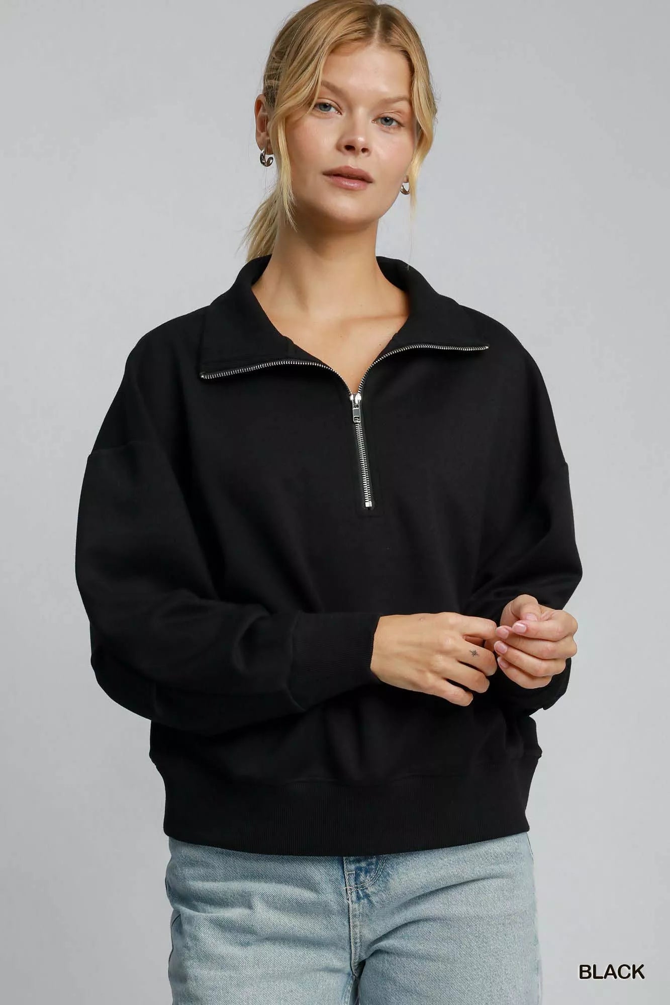 Sudadera Umgee con Media Cremallera y Hombros Caídos