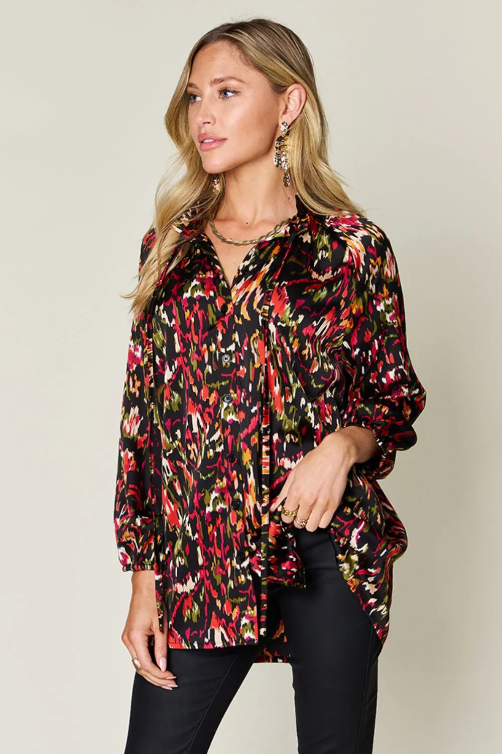 Camisa abotonada de manga larga estampada Full Size Double Take