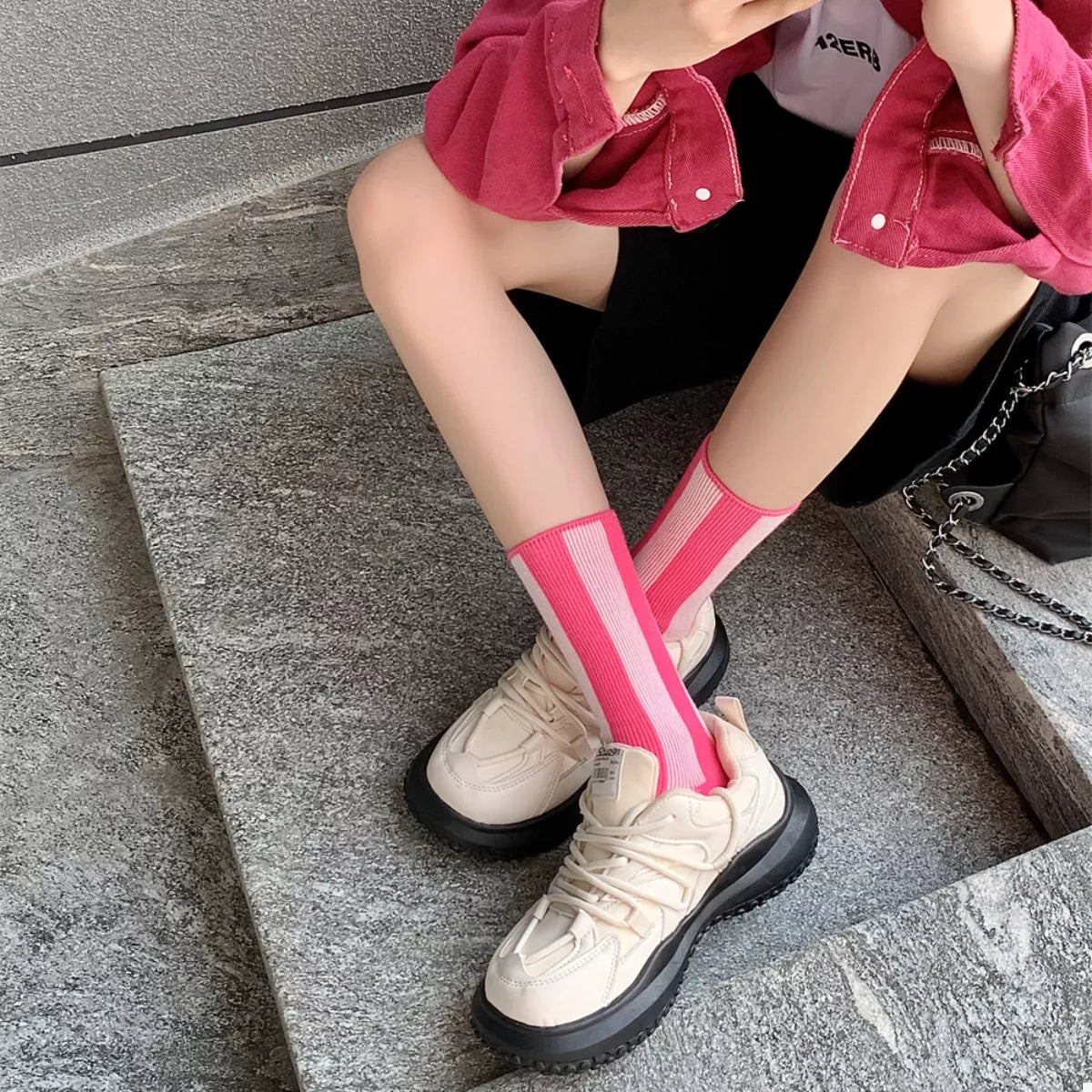 Contrast Striped Crew Socks