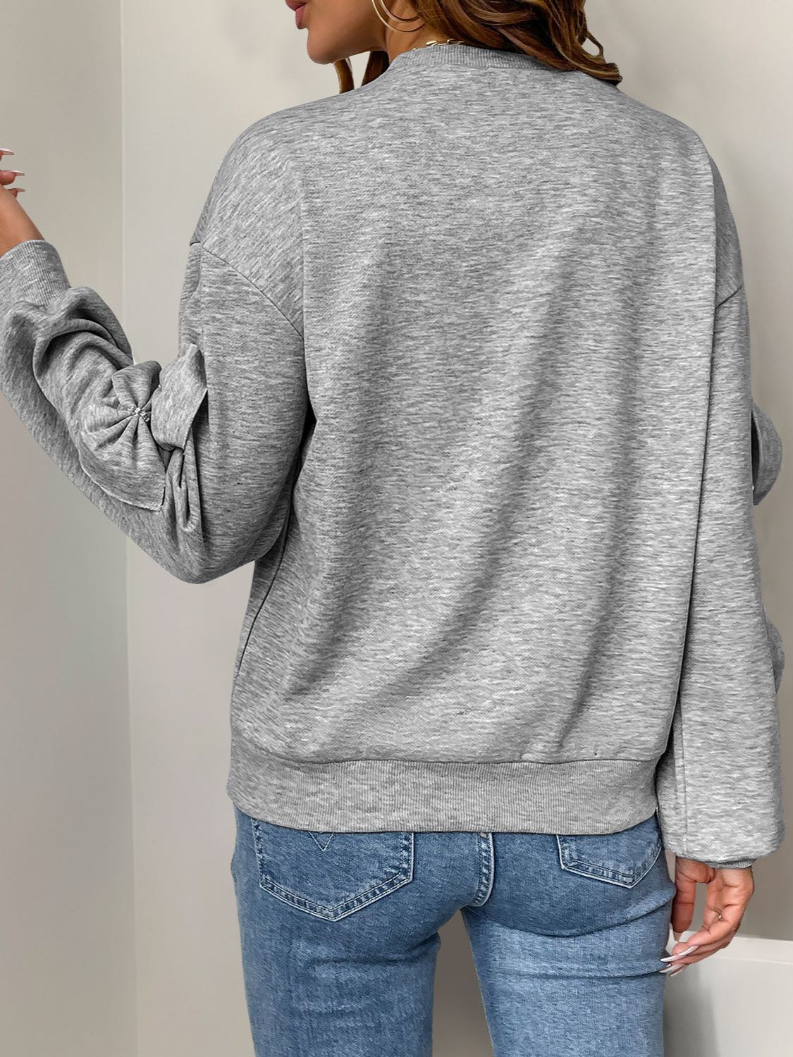 Sudadera Perfee de cuello redondo con lazo y manga larga