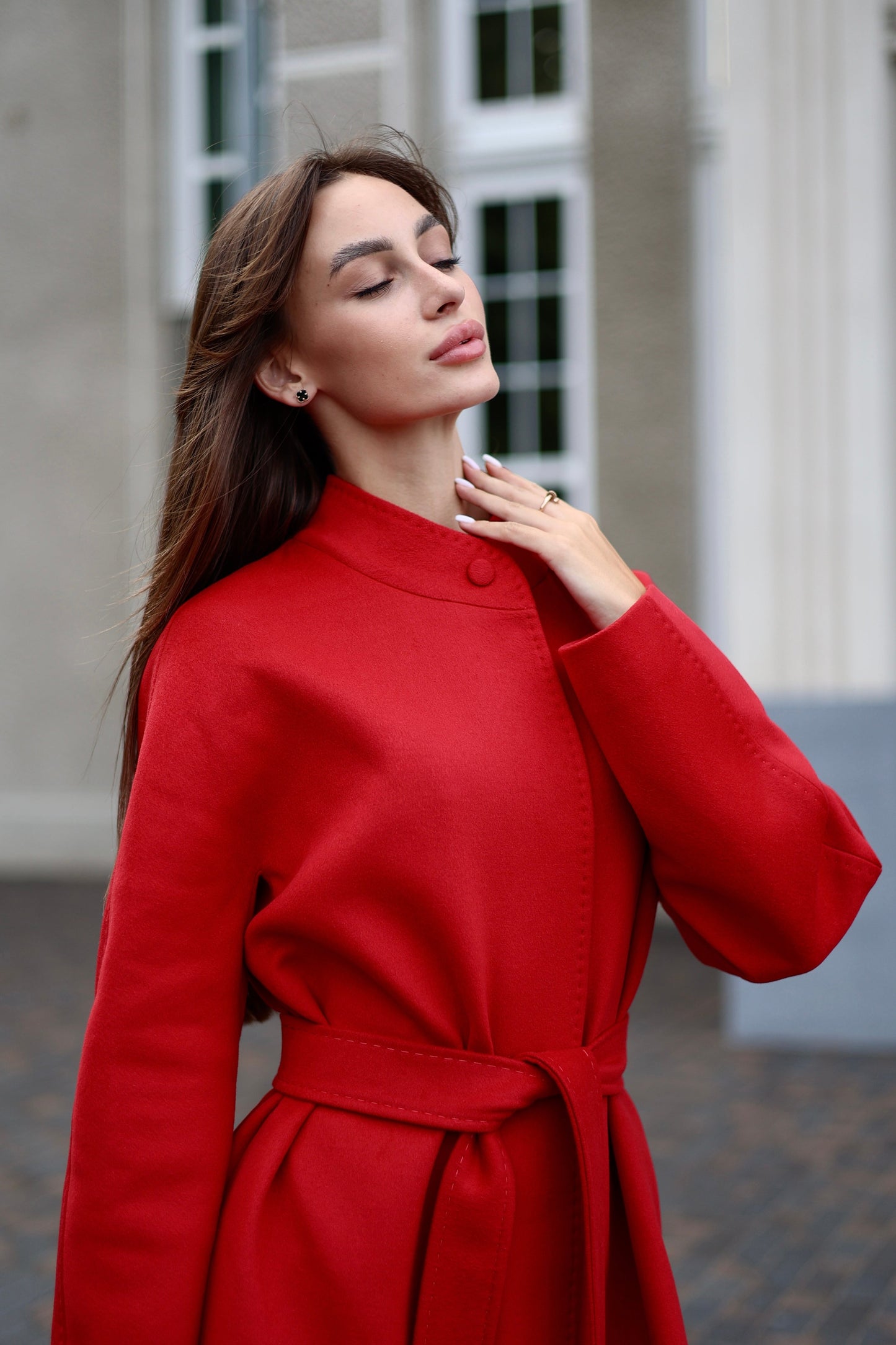 Abrigo de mezcla de lana con cuello mao en rojo otoño