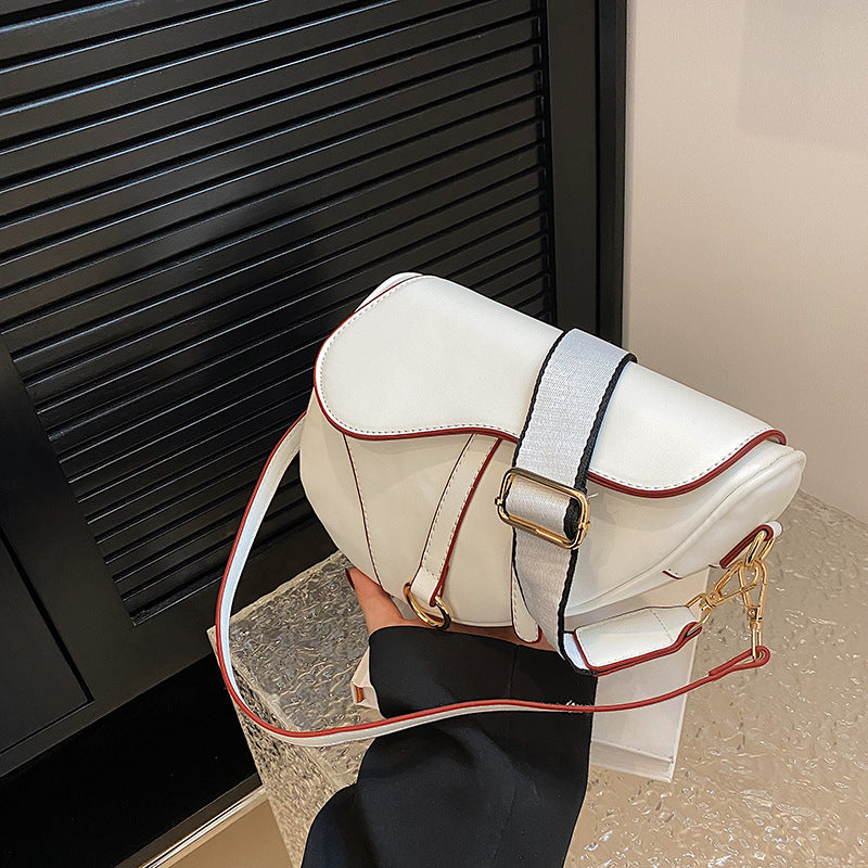 Crossbody Saddle Travel Bag
