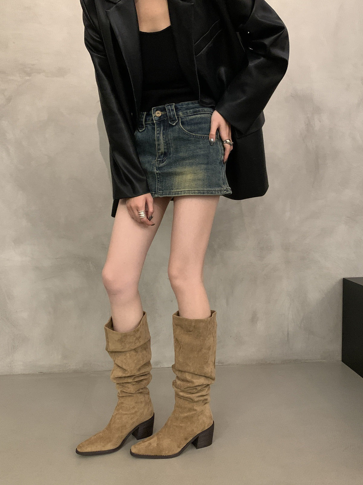 New Velvet-lined Pointed-toe Knee-high Equestrian Boots