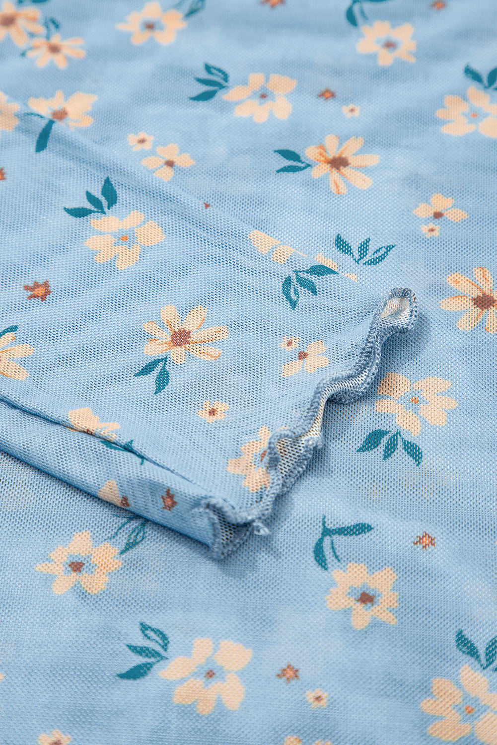 Top de manga larga de malla estilo sureño con estampado floral vintage azul cielo