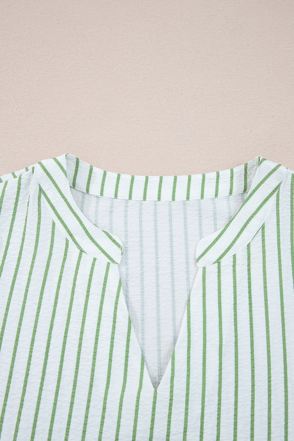 Blusa Babydoll Escote V con Muesca y Manga Abullonada con Rayas Verdes Florales