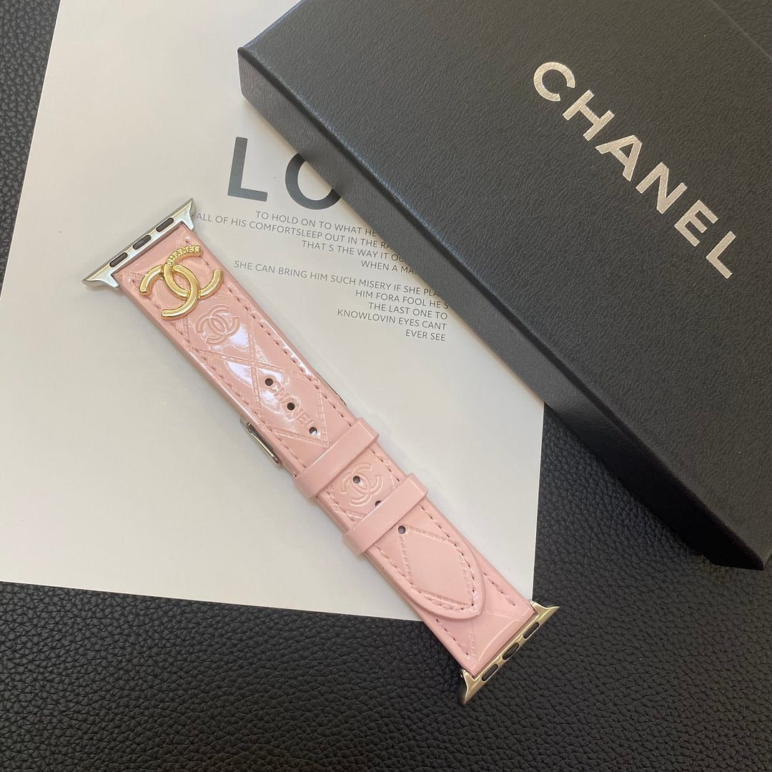 Correa de cuero brillante para Apple Watch con logotipo metálico de lujo