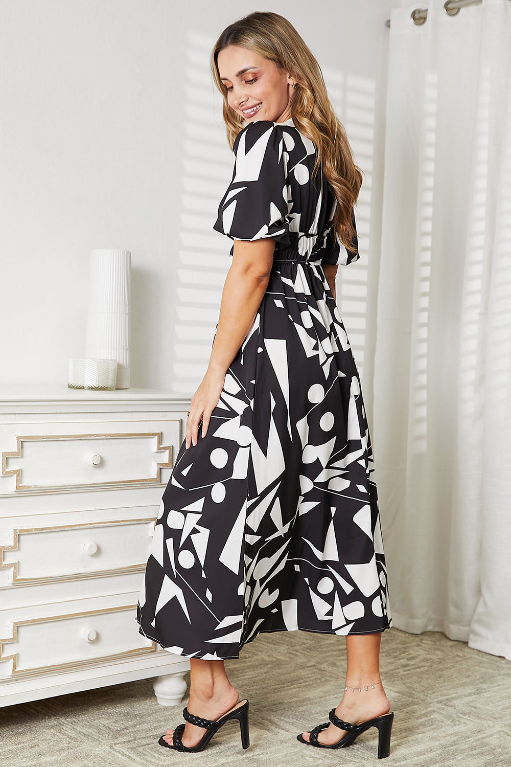 Vestido de surplice estampado con mangas globo