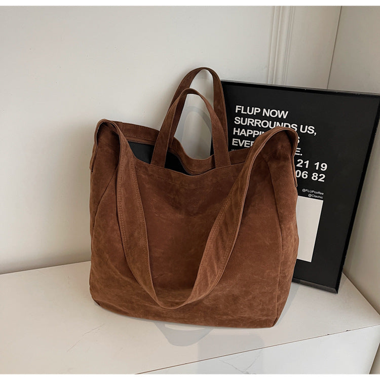 Retro Large Capacity Commute Shoulder Travel Bag