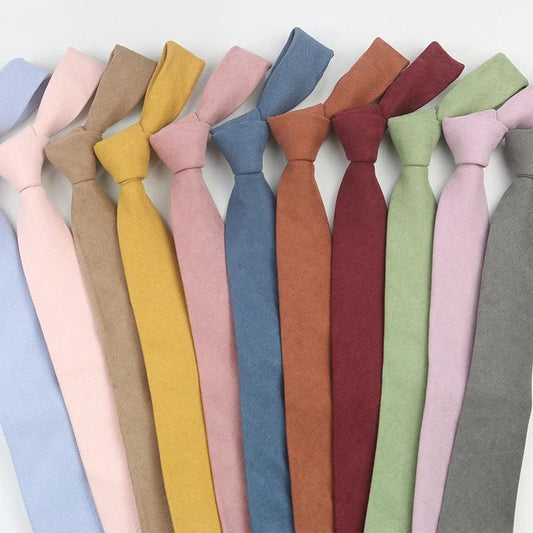 Corbata casual de gamuza color liso de 7 cm