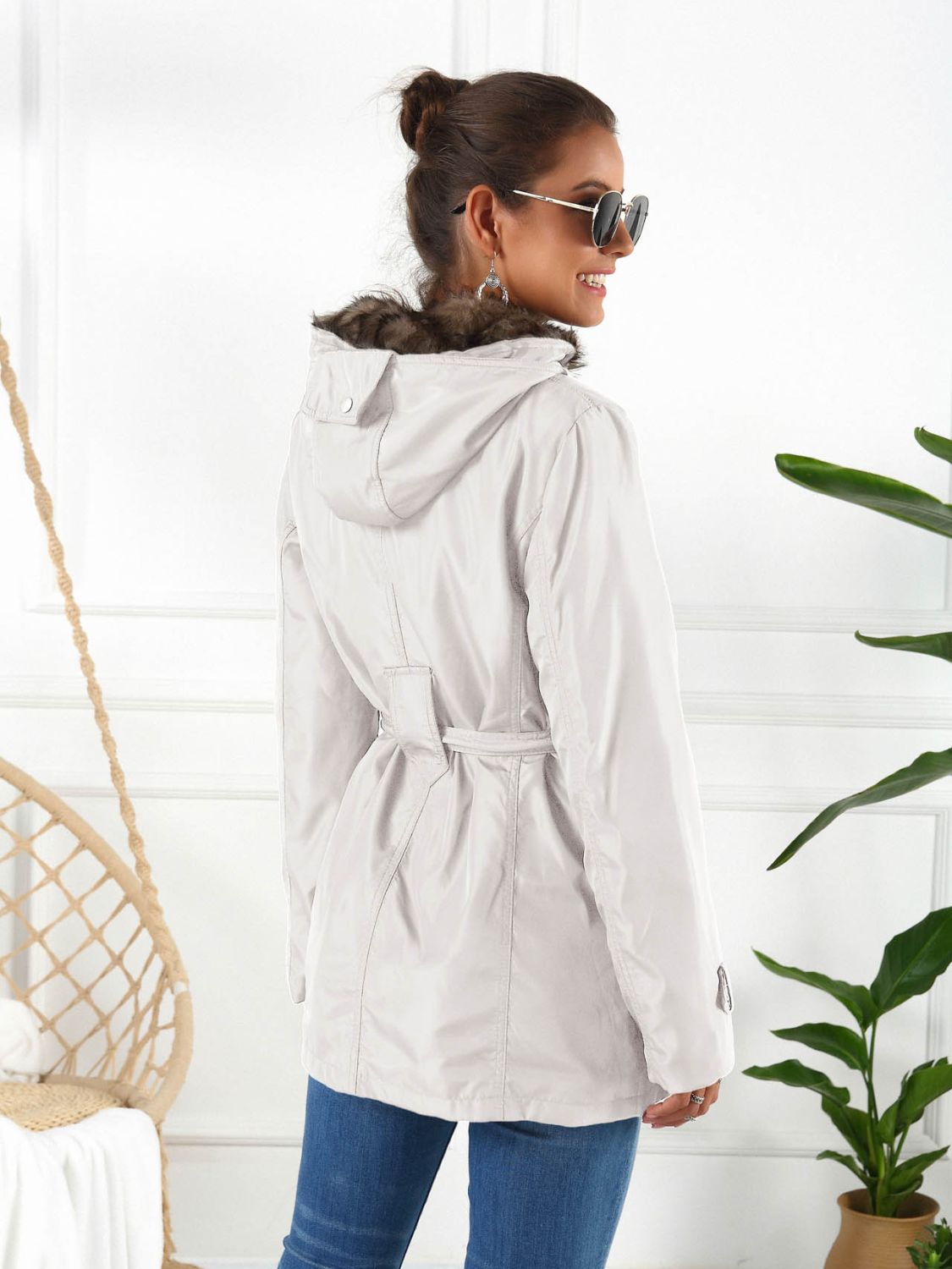 Chaqueta con capucha Ivy Lane de talla grande con forro desmontable (tres formas de uso)