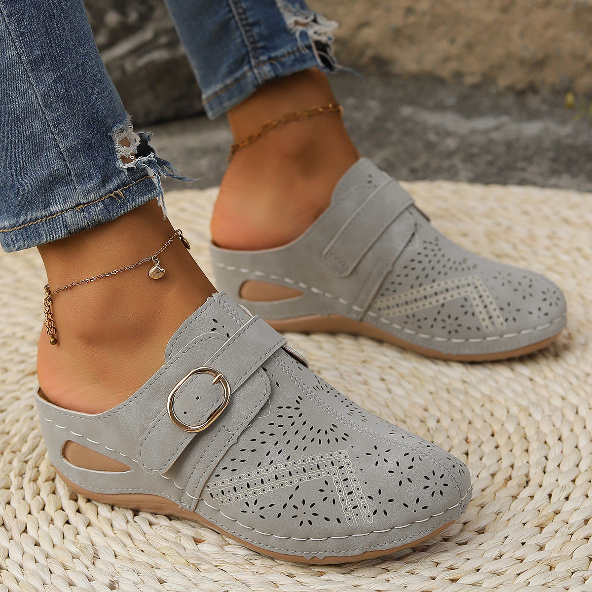 Sandalias de cuña con punta redonda de ante