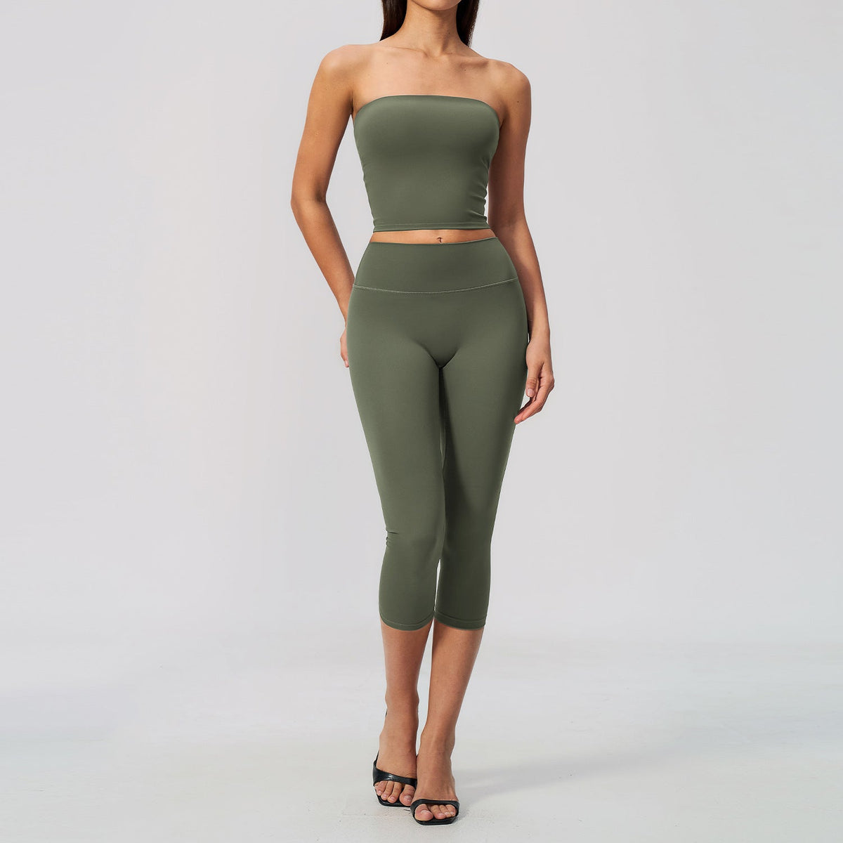 Yoga Suit Set With Chest Cushion For Slimming And Lifting Buttocks
