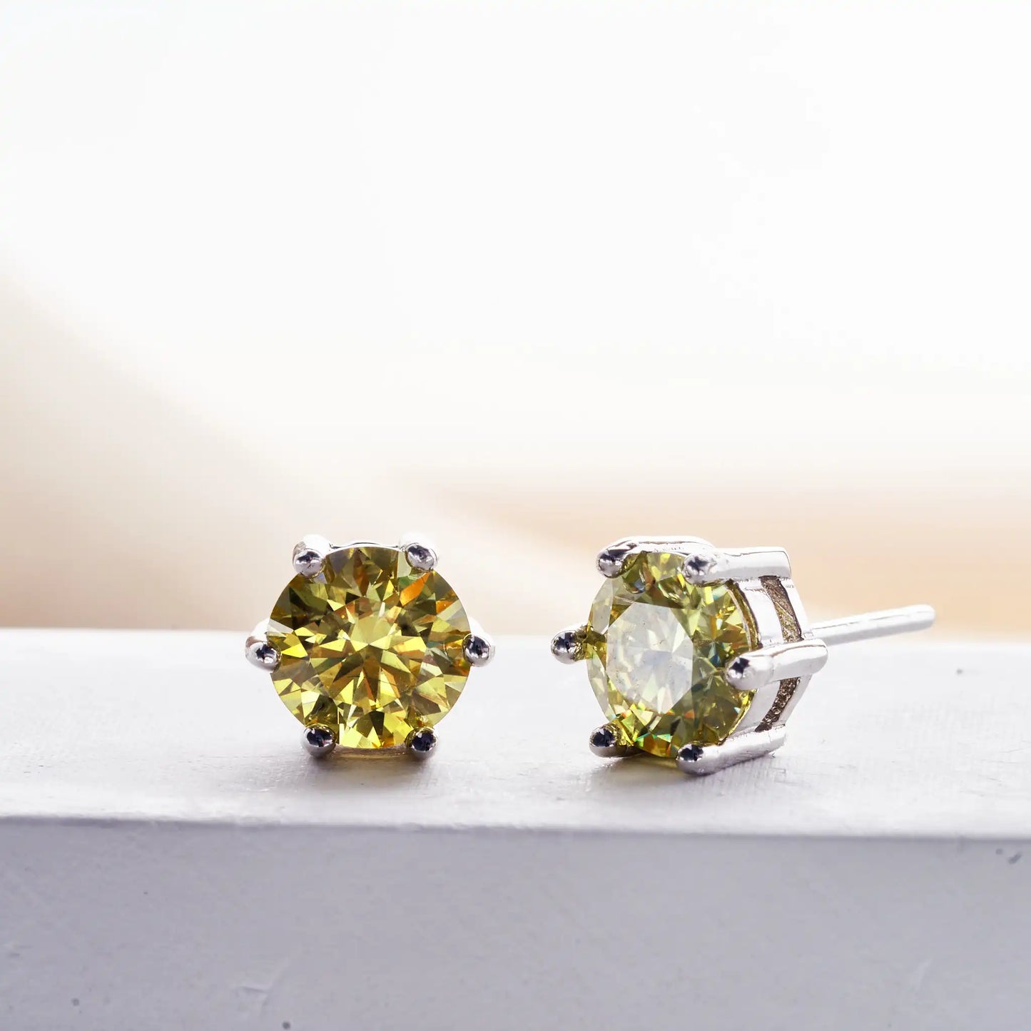 1-2 Carat D Color Moissanite Stud Earrings 925 Sterling Silver Wedding